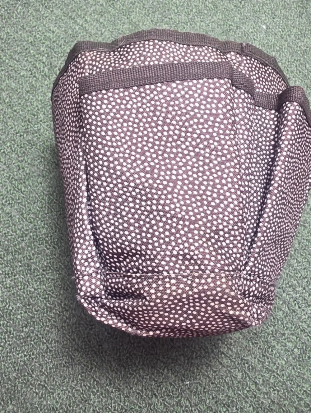 Thirty One 5 pocket mini organizer tote. Brown w/ white pin dots. 11